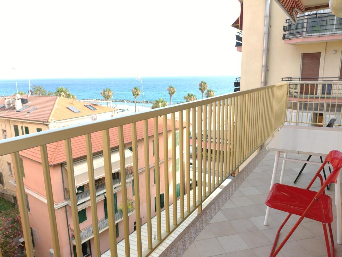 Apartamento Casa Fronte Mare Ventimiglia Exterior foto